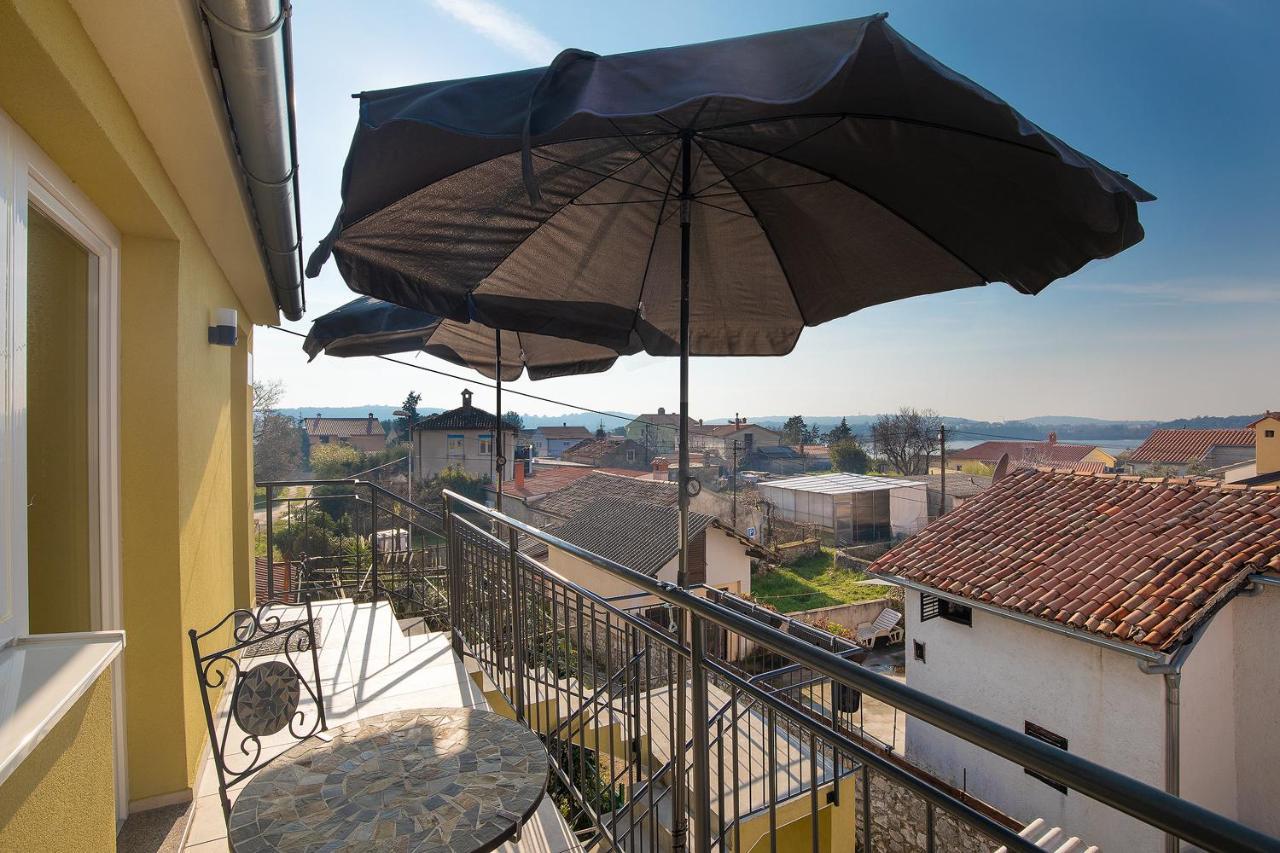 Ferienwohnung Zara Medulin Exterior foto